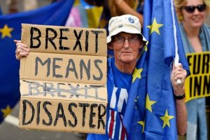 'Brexit'in bedeli ağır olacak