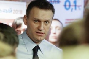 Putin muhalifi Navalny yolsuzluktan su&ccedil;lu bulundu