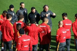 Galatasaray'da 77 saatlik izin krizi!