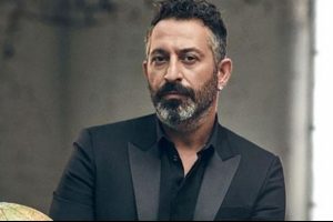 Cem Yılmaz'dan ihra&ccedil; edilen akademisyenlere destek