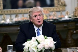 Restorandan Trump'a "fiş"li g&ouml;nderme