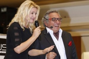 Dr. Cihan Aksoy: T&uuml;rk toplumundan &ouml;z&uuml;r diliyorum