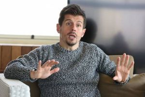 Emre Bel&ouml;zoğlu: 24 yaşında bacağımı keseceklerdi
