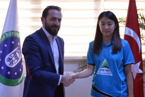 Bursa B&uuml;y&uuml;kşehir Belediyespor, Melek Hu ile s&ouml;zleşme yeniledi