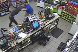 Uslanmaz hırsız kapı dışarı edilmekten bıkmadı