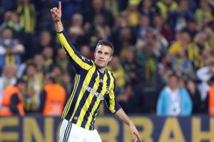 Robin Van Persie hakkında su&ccedil; duyurusu