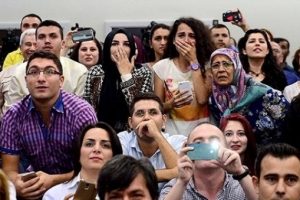Bakan, atama bekleyen &ouml;ğretmen adaylarına m&uuml;jdeyi verdi
