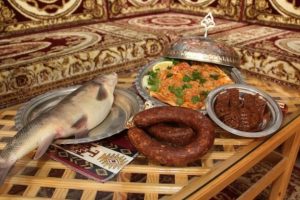 Sazan balığından sucuk yaptı