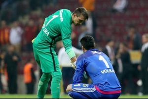Fernando Muslera: "Volkan sahada taraftar gibi"