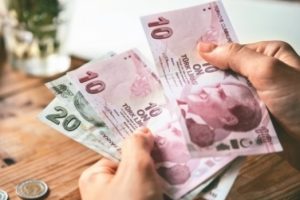 Zorunlu sağlık primi 53 liraya d&uuml;ş&uuml;yor