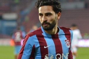Trabzonspor, Mehmet Ekici'yi kadroya aldı