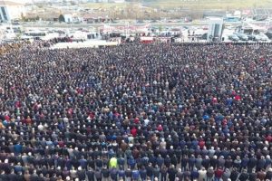 El Bab şehidini b&uuml;t&uuml;n şehir uğurladı!