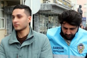 Bahşiş kavgasında 2 kişiyi yaralayan garson g&ouml;zaltına alındı