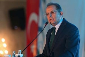 Van B&uuml;y&uuml;kşehir Belediyesinde 190 kişiye g&ouml;revden uzaklaştırma