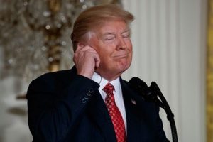 Trump: "&Ouml;n&uuml;m&uuml;zdeki hafta yeni g&uuml;venlik &ouml;nlemlerini a&ccedil;ıklayacağım"