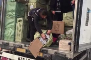İstanbul Bağcılar'da 6 milyon TL'lik ka&ccedil;ak&ccedil;ılık operasyonu