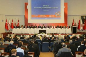 Vali K&uuml;&ccedil;&uuml;k, 'Bursa İstihdam Seferberliği Şurası'na katıldı