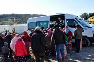 Deprem b&ouml;lgesine yardım yağıyor