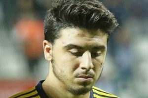 Bursa'da Ozan Tufan'a b&uuml;y&uuml;k tepki!