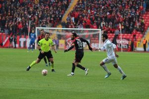 Manisaspor farklı kazandı