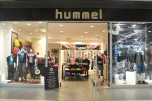 Hummel Genel M&uuml;d&uuml;r&uuml; g&ouml;revden alındı!