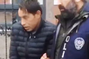 Otob&uuml;sten inen kadını ormana g&ouml;t&uuml;r&uuml;p gasp etti
