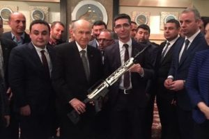 T&uuml;fek hediye edilen Bah&ccedil;eli: Artık El Bab'a girebiliriz