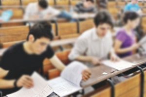 &Uuml;niversitelilerden Diyanet'e zor sorular geldi