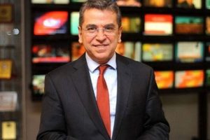 Ağaoğlu: "Sevgililer G&uuml;n&uuml;'nde t&uuml;ketimi değil sevgini artır"