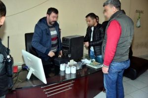 Adana'da yasadışı bahis operasyonu: 20 g&ouml;zaltı