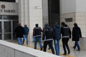 PKK operasyonunda 28 g&ouml;zaltı!