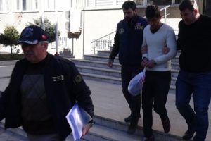 PKK &uuml;yeliğinden g&ouml;zaltına alınan er adliyede