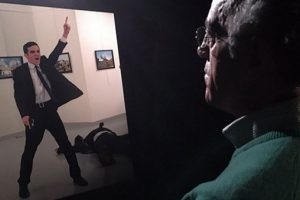 World Press Photo &ouml;d&uuml;l&uuml; Burhan &Ouml;zbilici'nin oldu