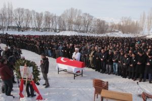 Şehit Uzman &Ccedil;avuş'a son veda