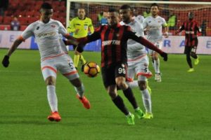 Gaziantepspor, Adanaspor'u tek golle devirdi
