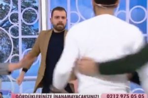 Esra Erol'da b&uuml;y&uuml;k kavga!
