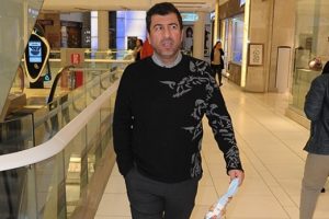'Elimde poşetle &ccedil;ekmeyin'