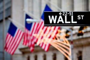 Wall Street'ten faiz tahmini