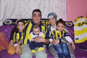 Oğlunun biri "Alex" diğeri "Musa Sow"