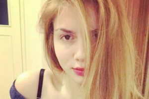 Aleyna Tilki &ccedil;ıldırdı: Kafayı sıyırmış aptal!