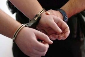 FET&Ouml;'den 3 iş adamı tutuklandı