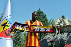 Nantes, Nakoulma'yı tanıttı