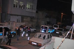 Adıyaman'da silahlı ve sopalı kavga: 8 g&ouml;zaltı