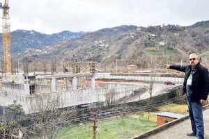 Deprem değil HES &ccedil;atlattı