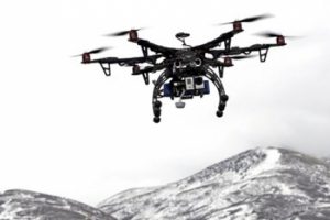 Kaybolan film ekibi "drone" sayesinde kurtarıldı