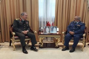Org. Akar, Katarlı mevkidaşı ile g&ouml;r&uuml;şt&uuml;