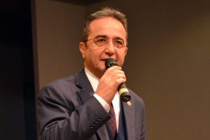 CHP'li Tezcan: "Dilimiz &ccedil;atışma dili olamayacak"