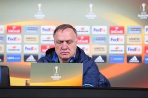 Advocaat: "Bu sene UEFA Avrupa Ligi'ni, gelecek sezon ise ligde şampiyonluğu kazanmak isterim"