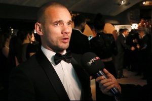 Sneijder'den Tudor a&ccedil;ıklaması
