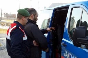 Aranan DEAŞ'lıyı jandarma yakaladı